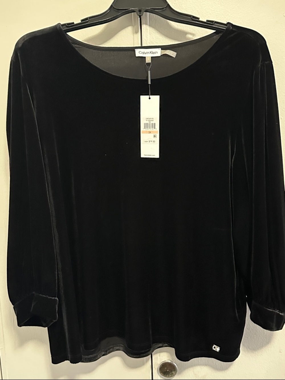 Calvin Klein Black Velvet Women's Long-Sleeve Top